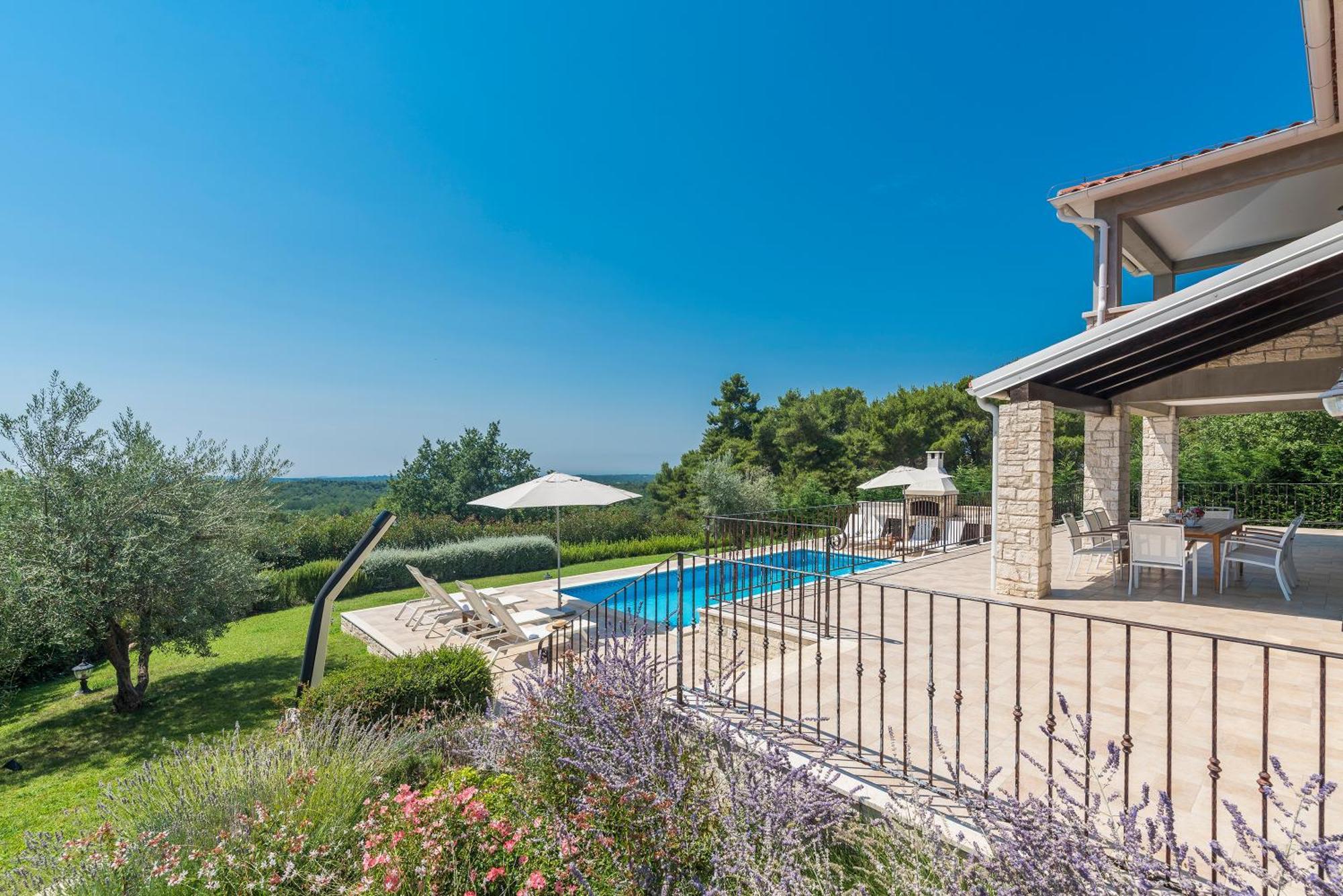 Villa Sterpazzi - Near Porec With Sea View, Private Jacuzzi, Sauna And Pool Višnjan Εξωτερικό φωτογραφία