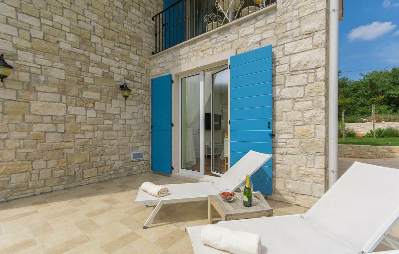 Villa Sterpazzi - Near Porec With Sea View, Private Jacuzzi, Sauna And Pool Višnjan Εξωτερικό φωτογραφία